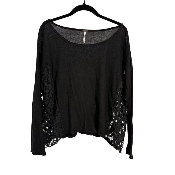 Free People Love Me Do Black Lace Crochet Side Blouse Size XS - Picture 1 of 8